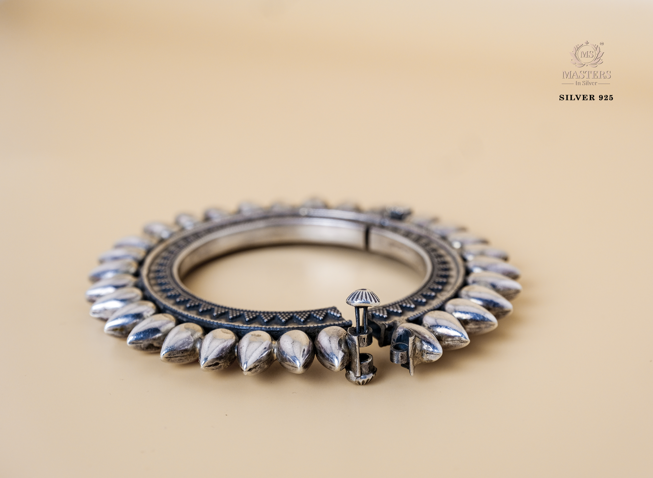 Women's accessories